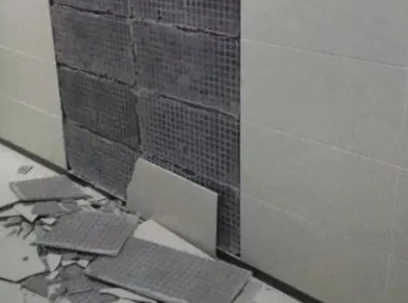 耿马瓷砖空鼓维修公司分享下耿马墙砖松动维修的知识